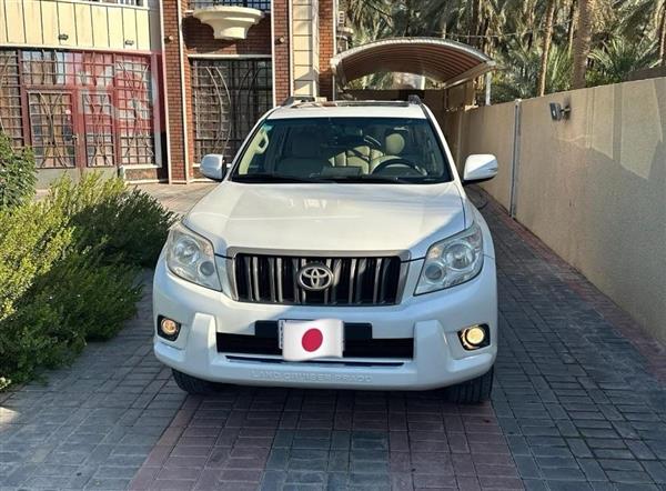 Toyota Land Cruiser Prado 2012 for sale in Iraq - Hosseinia